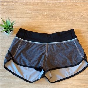 Lululemon grey black shorts size 4